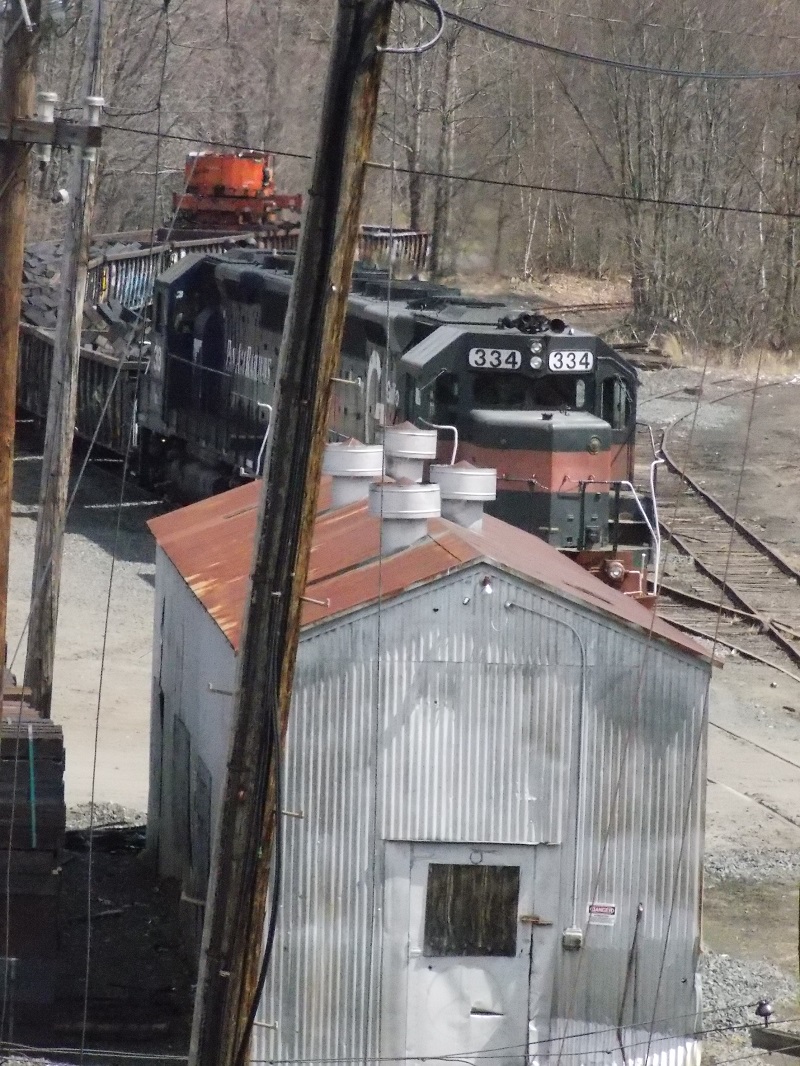 BM 334 & MEC 313 With Loaded Gondolas Full Of Rail Ties